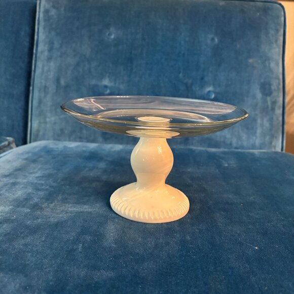 Anchor Hocking Mini Cake Stand - Picture 1 of 3